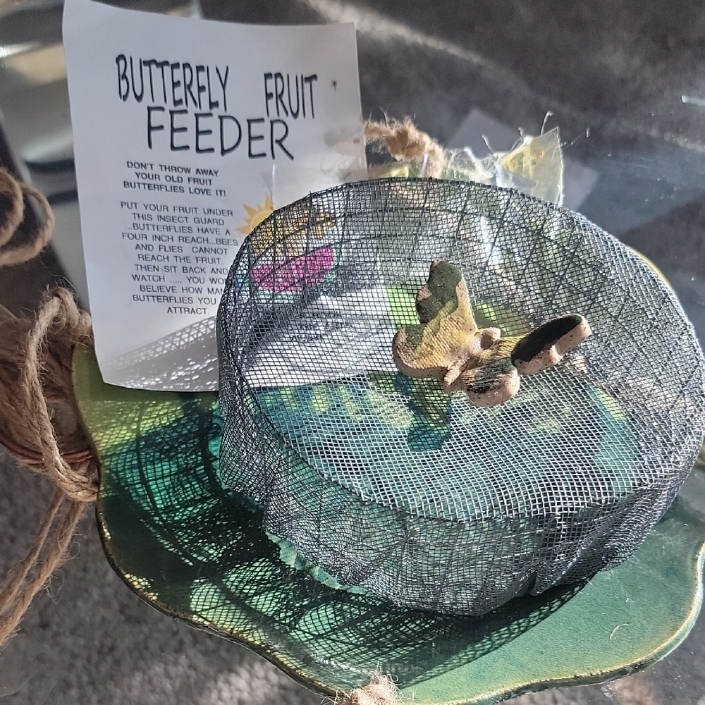 Butterfly Fruit Feeder with Mesh Cover